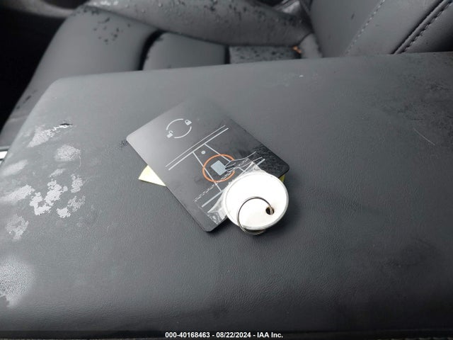 2024 TESLA MODEL Y 7SAYGDED0RF131190 Photo 10