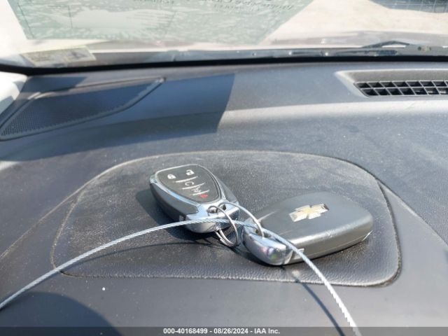 2GNAXSEV6J6199104 Chevrolet EQUINOX LT