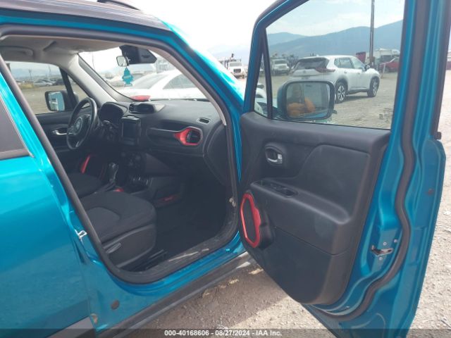 ZACNJBC18KPK38496 Jeep Renegade Trailhawk 4x4
