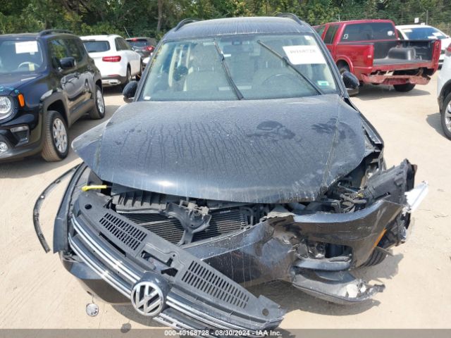 WVGBV7AXXHK016653 Volkswagen Tiguan 2.0t/2.0t S