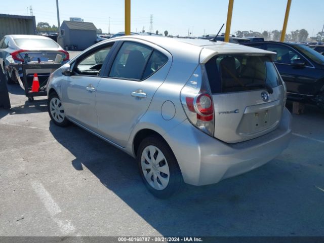 JTDKDTB35E1562015 Toyota Prius C One