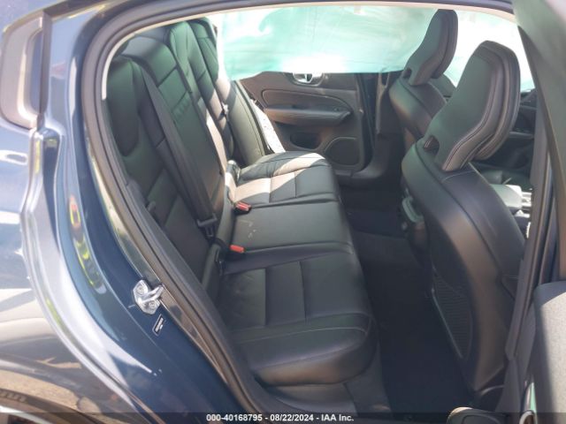 7JRA22TK8MG095350 Volvo S60 T6 Momentum
