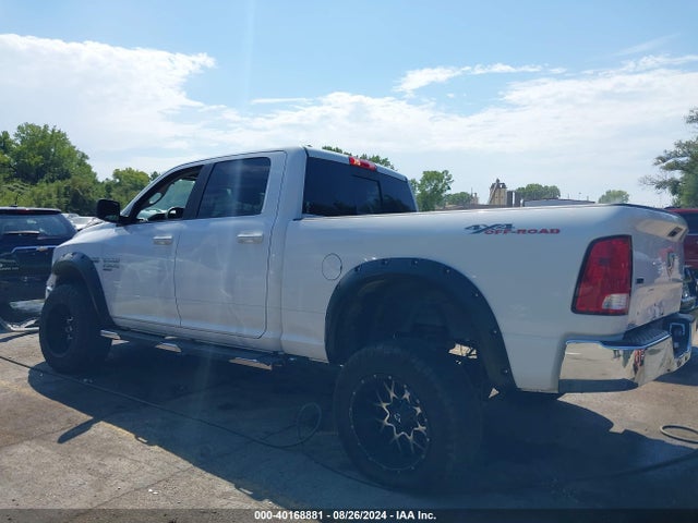 1C6RR7TT9KS575725 RAM 1500 Classic Slt  4x4 6'4 Box