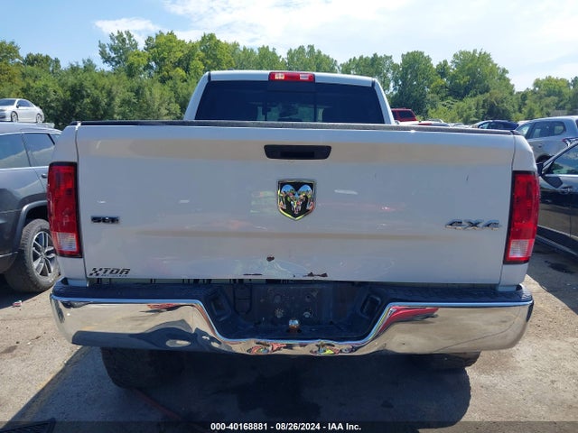 1C6RR7TT9KS575725 RAM 1500 Classic Slt  4x4 6'4 Box