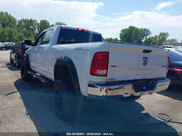 1C6RR7TT9KS575725 RAM 1500 Classic Slt  4x4 6'4 Box