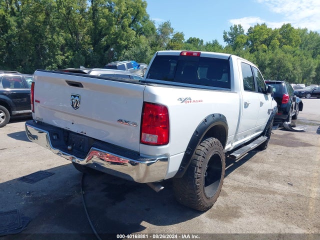 1C6RR7TT9KS575725 RAM 1500 Classic Slt  4x4 6'4 Box