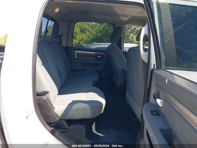 1C6RR7TT9KS575725 RAM 1500 Classic Slt  4x4 6'4 Box