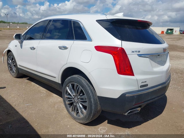 1GYKNFRS3JZ110761 Cadillac Xt5 Premium Luxury