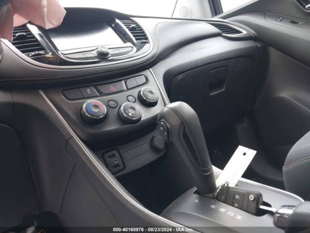 KL7CJKSB6HB075450 Chevrolet TRAX LS