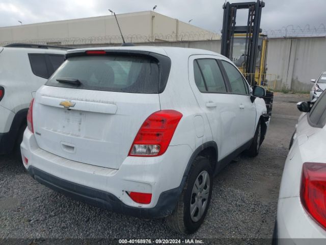 KL7CJKSB6HB075450 Chevrolet TRAX LS