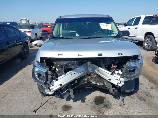 Ford FLEX SEL 2018 2FMGK5C8XJBA06214 Image 13