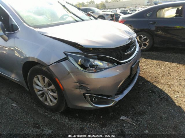 2C4RC1EG9JR236258 Chrysler Pacifica Touring L Plus
