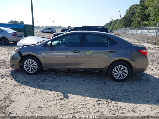 Toyota COROLLA LE 2018 2T1BURHE6JC982240 Image 14