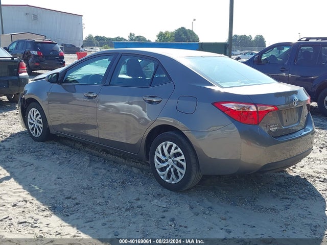 Toyota COROLLA LE 2018 2T1BURHE6JC982240 Image 3
