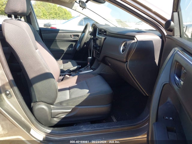 Toyota COROLLA LE 2018 2T1BURHE6JC982240 Image 5