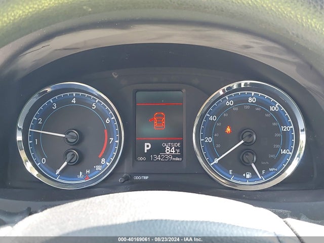 Toyota COROLLA LE 2018 2T1BURHE6JC982240 Image 7