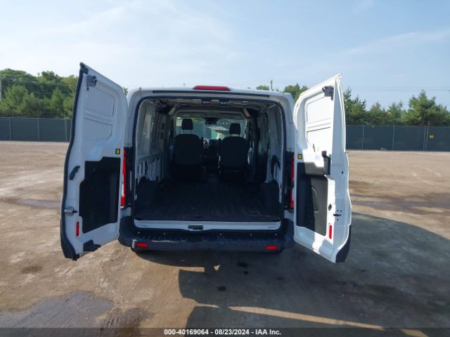 1FTYE1YG5JKA23131 Ford Transit-150