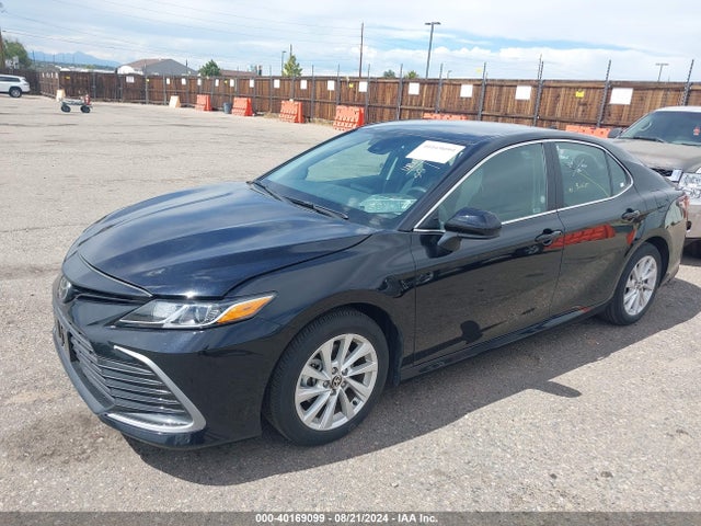 Toyota CAMRY LE 2024 4T1C11AK9RU882710 Image 2