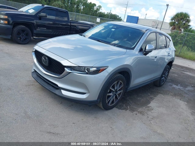 Mazda Cx-5 Touring 2018 JM3KFACM3J0350727 Image 2