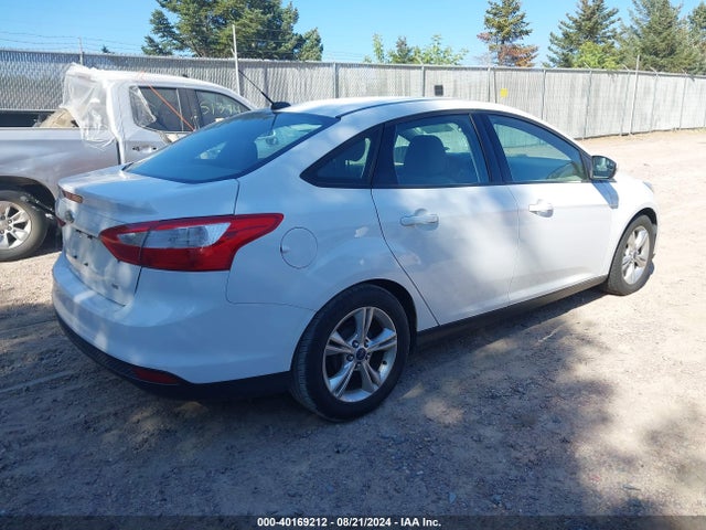 Ford FOCUS SE 2014 1FADP3F22EL334758 Image 4