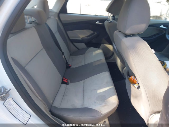 Ford FOCUS SE 2014 1FADP3F22EL334758 Image 8