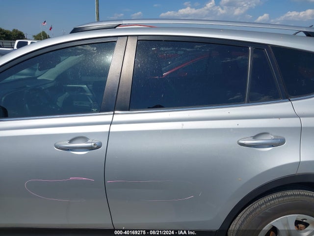 Toyota RAV4 LE 2015 JTMZFREVXFJ047019 Image 14