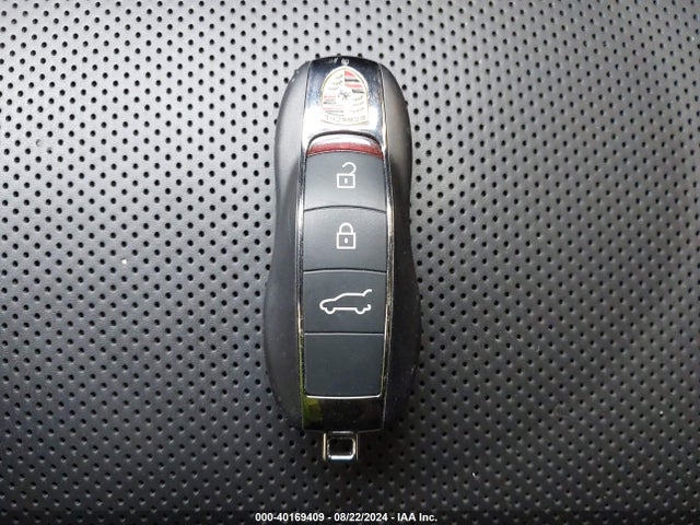 2022 PORSCHE MACAN WP1AA2A53NLB00802 Photo 10