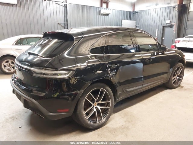 2022 PORSCHE MACAN WP1AA2A53NLB00802 Photo 5