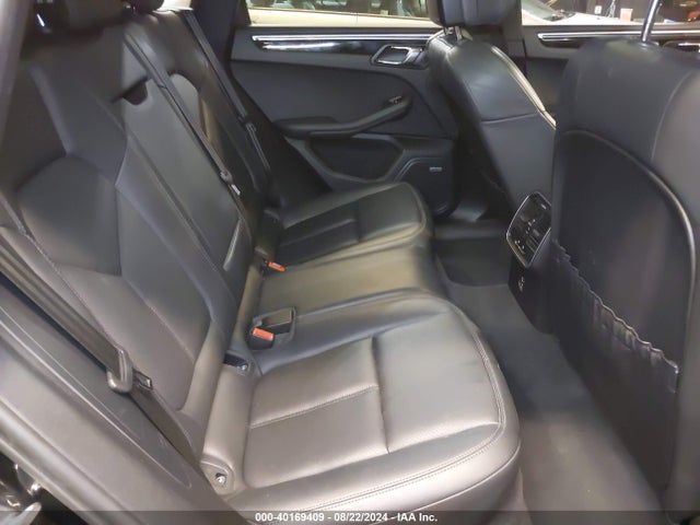 2022 PORSCHE MACAN WP1AA2A53NLB00802 Photo 7