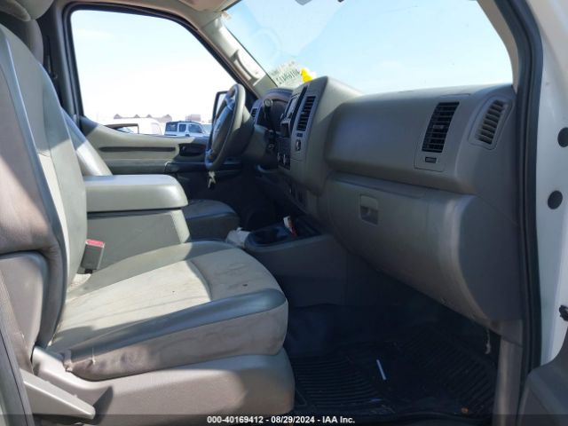1N6BF0LY7HN800847 Nissan Nv Cargo Nv2500 Hd Sv V6