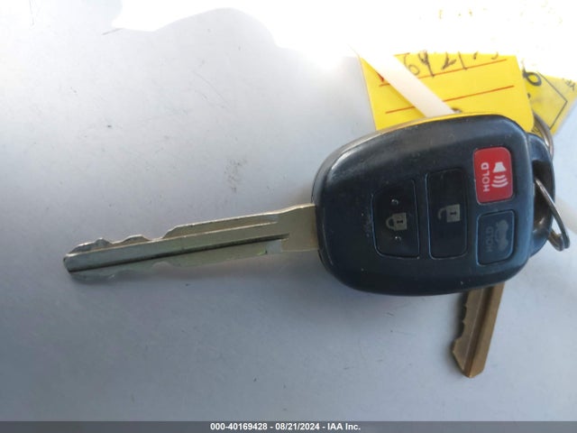 Toyota COROLLA SE 2017 5YFBURHEXHP692173 Image 11
