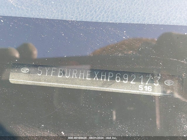 Toyota COROLLA SE 2017 5YFBURHEXHP692173 Image 9