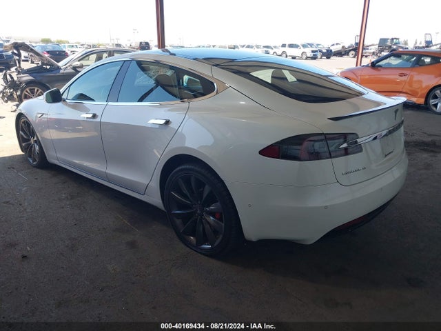 2016 TESLA MODEL S 5YJSA1E44GF142564 Photo 2