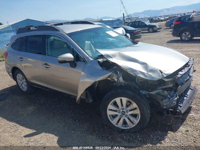 2018 4S4BSAFC4J3213815 main image