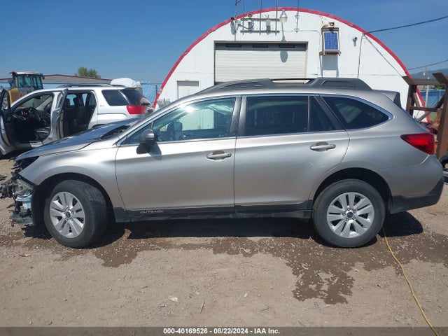 Subaru Outback 2.5i Premium 2018 4S4BSAFC4J3213815 Image 15