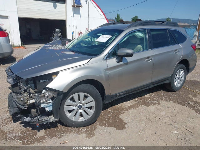 Subaru Outback 2.5i Premium 2018 4S4BSAFC4J3213815 Image 2