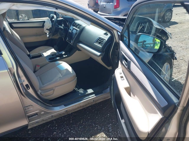 Subaru Outback 2.5i Premium 2018 4S4BSAFC4J3213815 Image 5