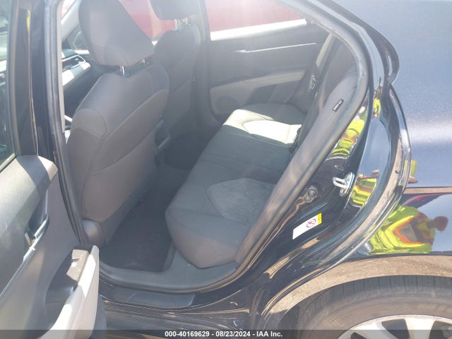 Toyota CAMRY LE 2018 4T1B11HK4JU588704 Image 8