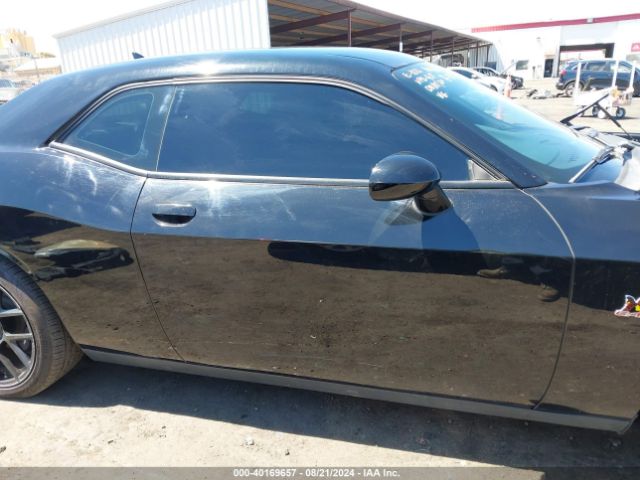 2C3CDZFJ1FH842828 Dodge Challenger R/t Scat Pack