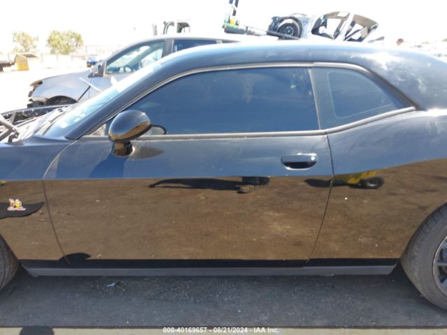 2C3CDZFJ1FH842828 Dodge Challenger R/t Scat Pack