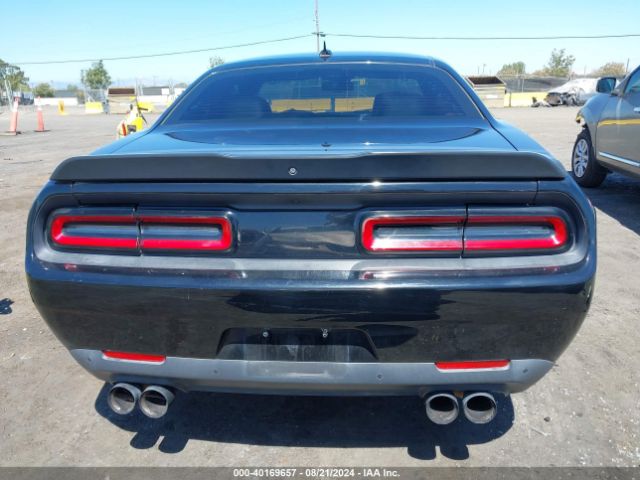 2C3CDZFJ1FH842828 Dodge Challenger R/t Scat Pack