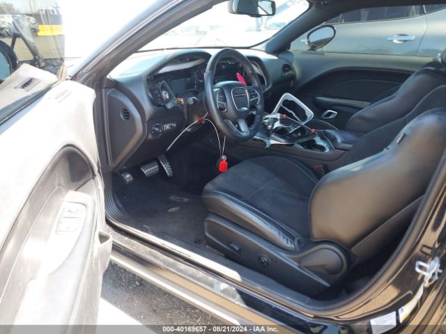 2C3CDZFJ1FH842828 Dodge Challenger R/t Scat Pack
