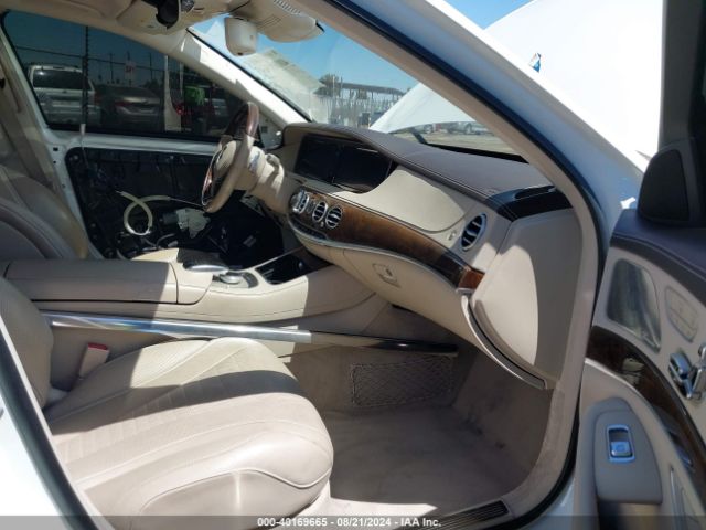 WDDUG8CB0HA319077 Mercedes-Benz S 550