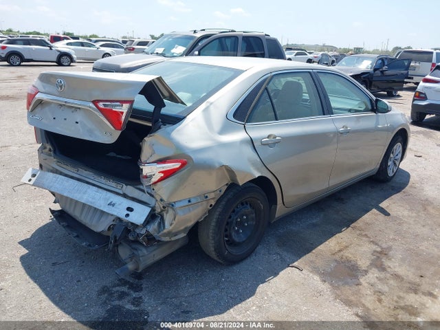 Toyota CAMRY LE 2015 4T4BF1FK7FR509981 Image 4
