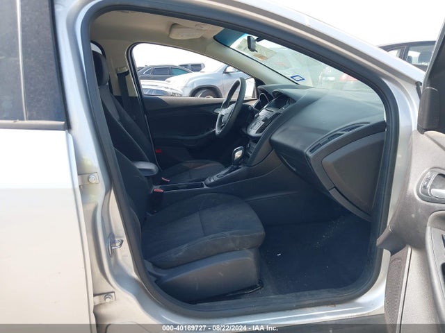 Ford FOCUS SE 2015 1FADP3F2XFL269028 Image 5