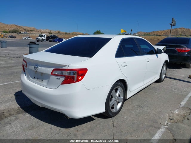 Toyota CAMRY SE 2014 4T1BF1FKXEU855886 Image 4