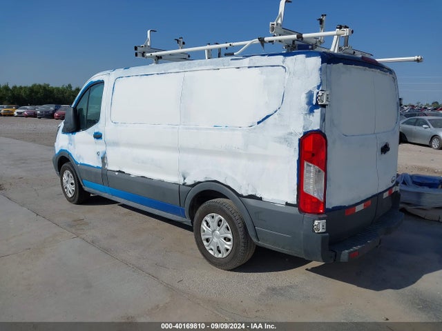 Ford Transit-150 2015 1FTNE1ZM5FKA63787 Image 3