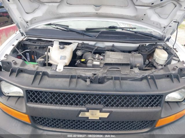 1GCWGFCF3F1156416 Chevrolet Express 2500 Work Van