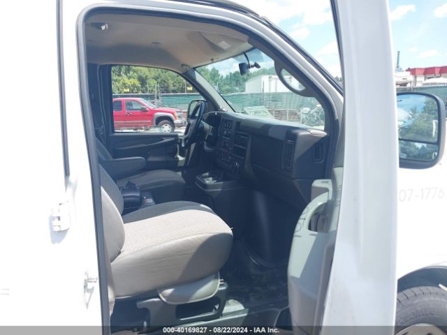 1GCWGFCF3F1156416 Chevrolet Express 2500 Work Van