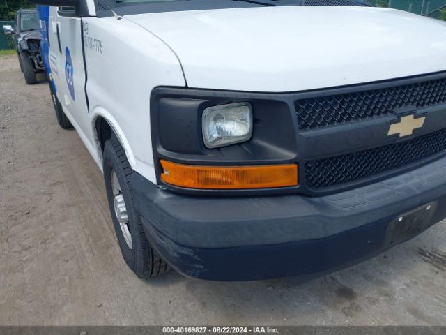 1GCWGFCF3F1156416 Chevrolet Express 2500 Work Van